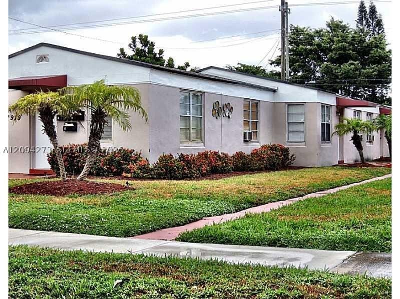 Real estate property located at 1919 Buchanan St, Broward, Hollywood, Hollywood, FL