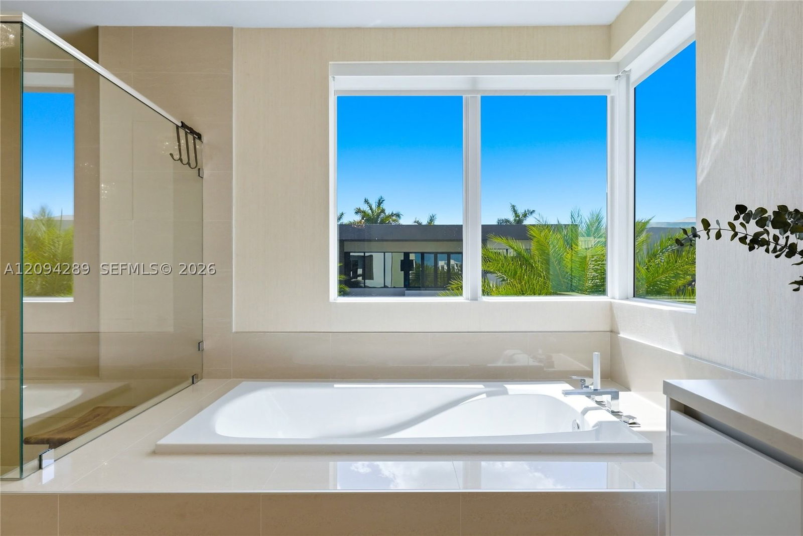 Real estate property located at 7525 103rd Pl, Miami-dade, Doral Commons Residential, Doral, FL