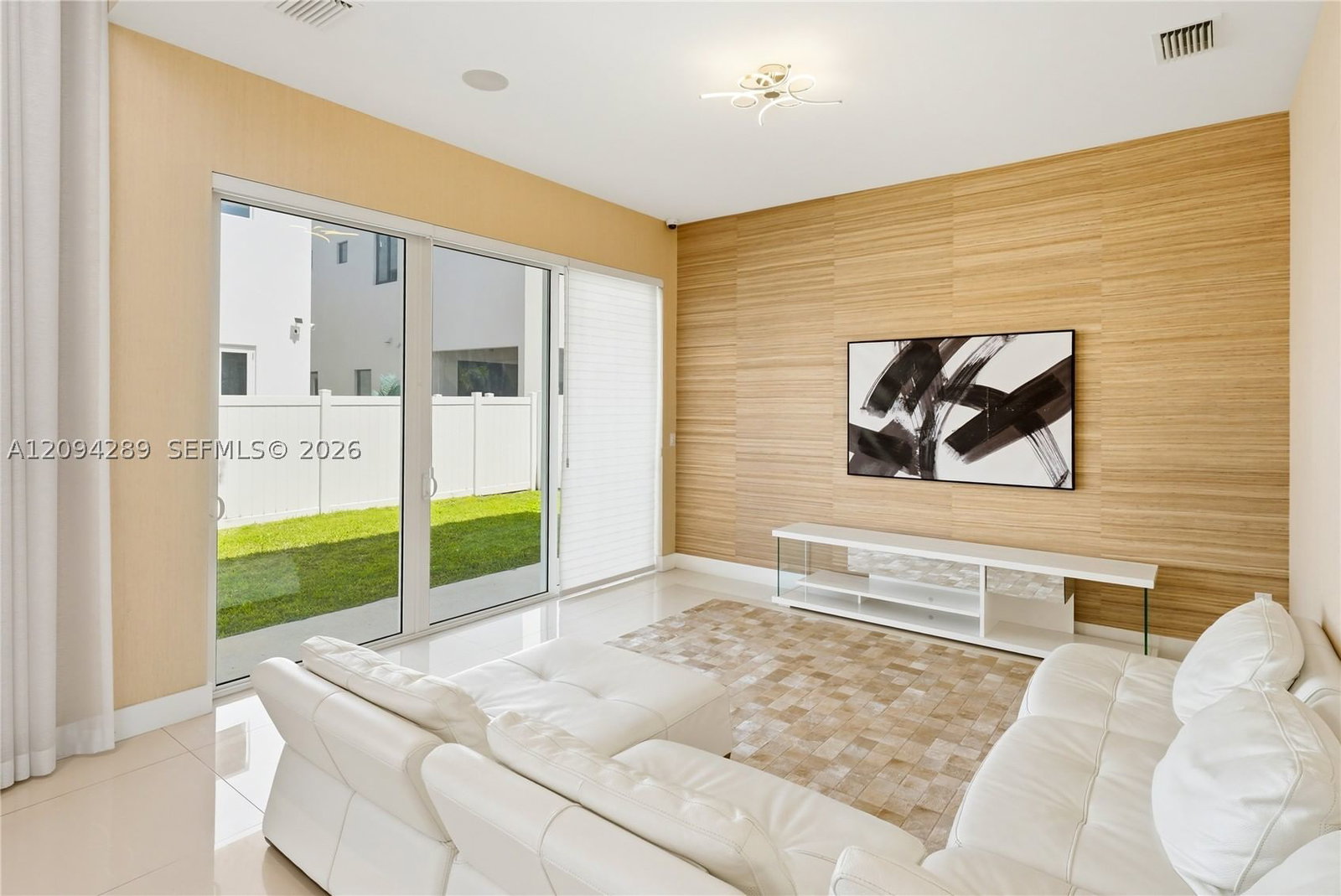 Real estate property located at 7525 103rd Pl, Miami-dade, Doral Commons Residential, Doral, FL