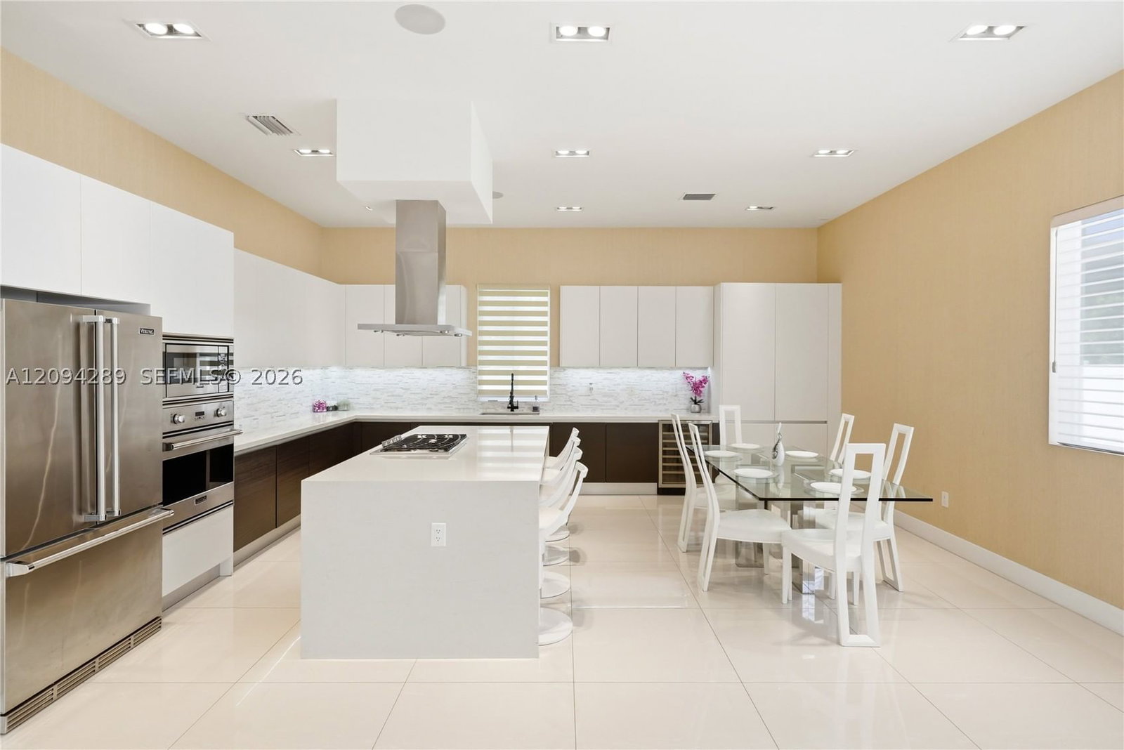 Real estate property located at 7525 103rd Pl, Miami-dade, Doral Commons Residential, Doral, FL