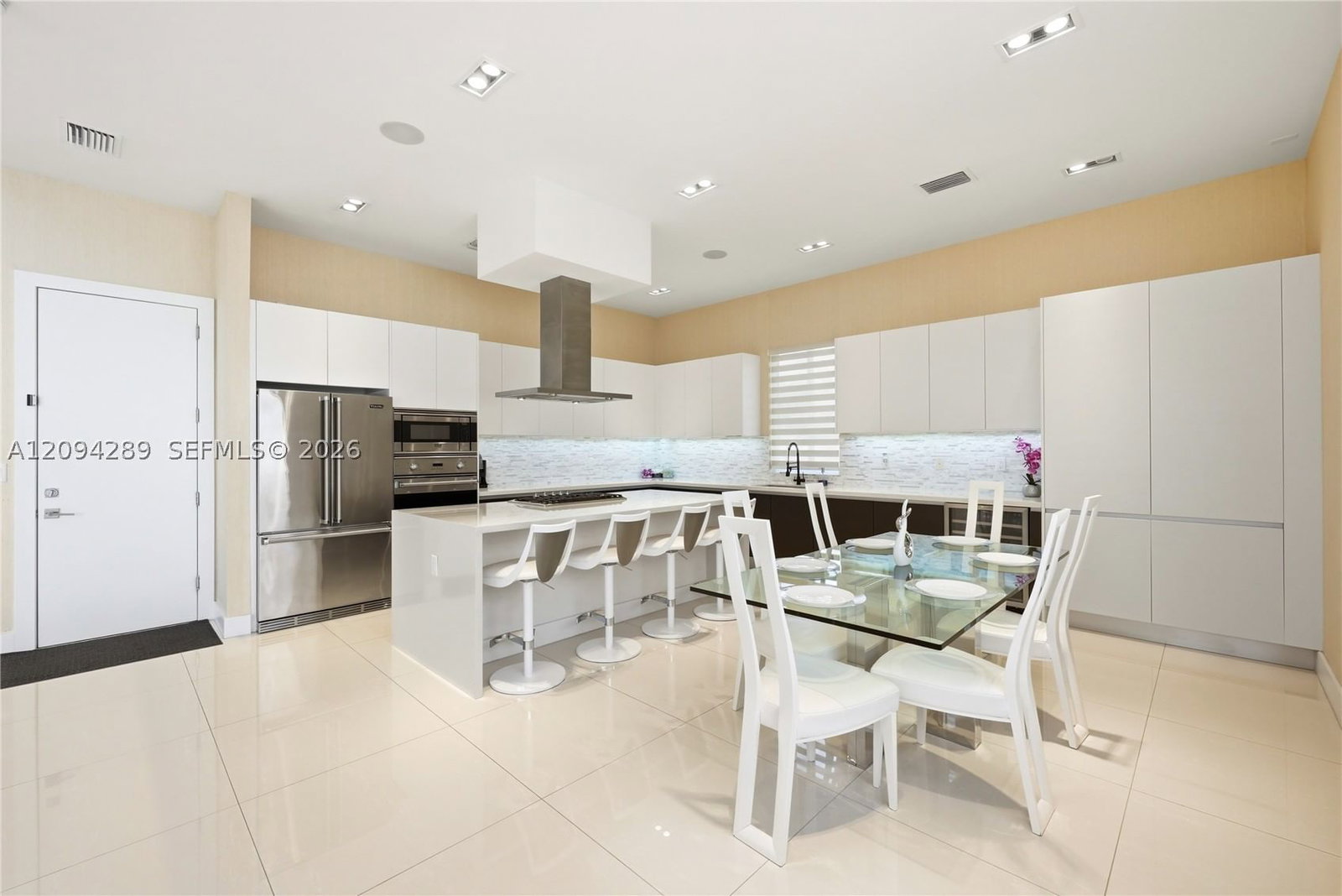 Real estate property located at 7525 103rd Pl, Miami-dade, Doral Commons Residential, Doral, FL