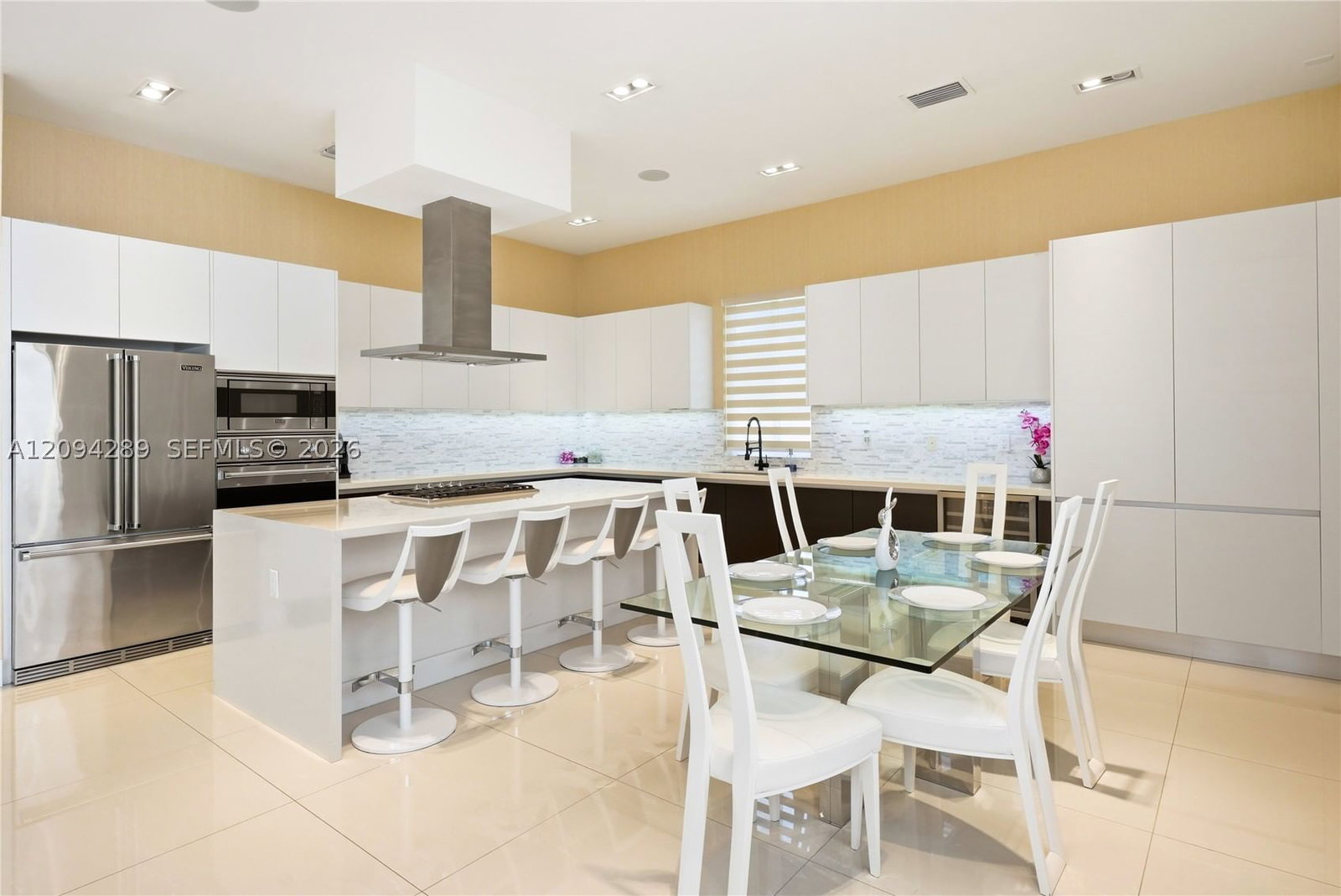 Real estate property located at 7525 103rd Pl, Miami-dade, Doral Commons Residential, Doral, FL