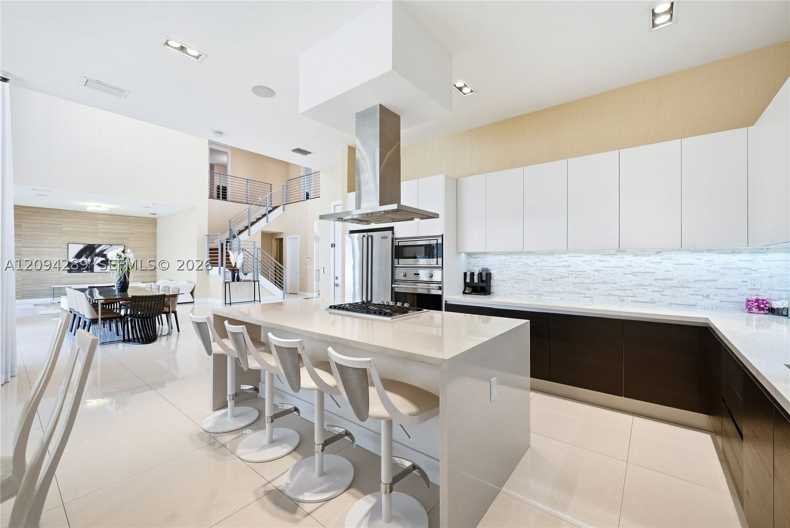 Real estate property located at 7525 103rd Pl, Miami-dade, Doral Commons Residential, Doral, FL