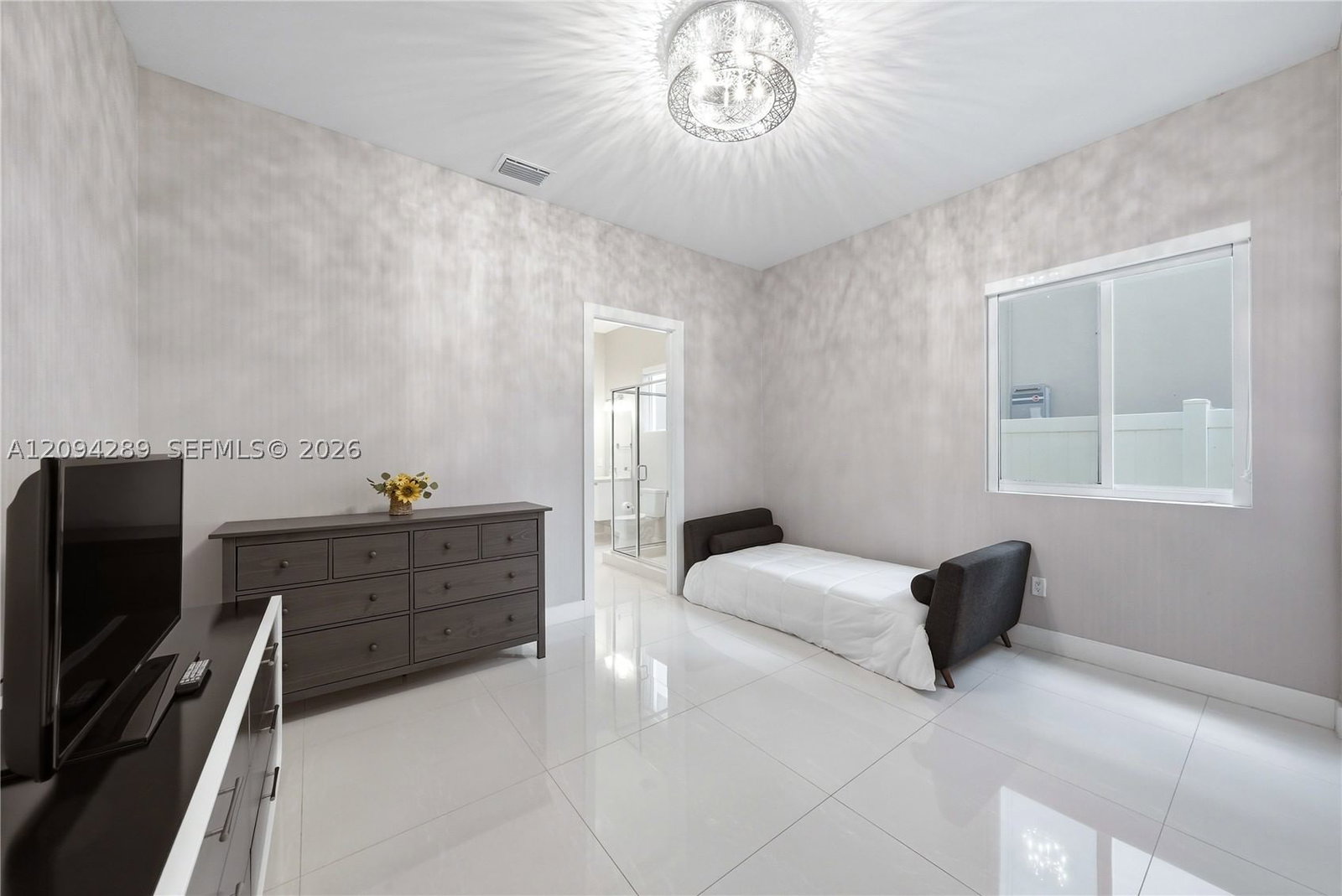 Real estate property located at 7525 103rd Pl, Miami-dade, Doral Commons Residential, Doral, FL