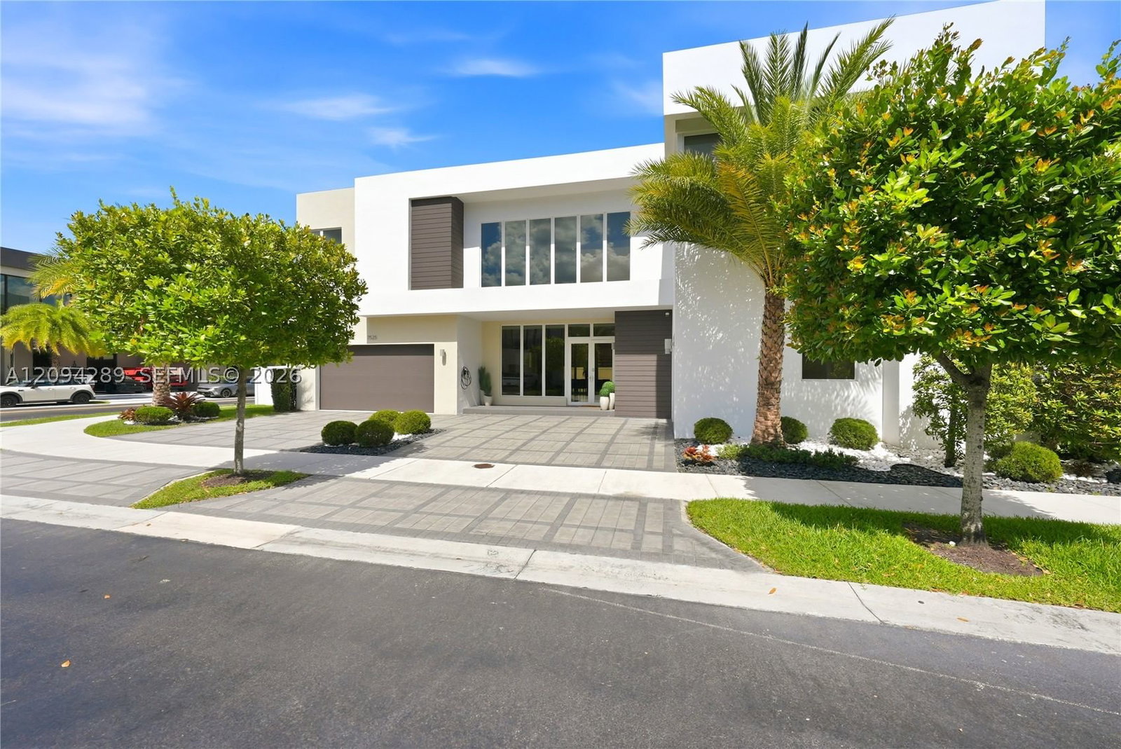 Real estate property located at 7525 103rd Pl, Miami-dade, Doral Commons Residential, Doral, FL