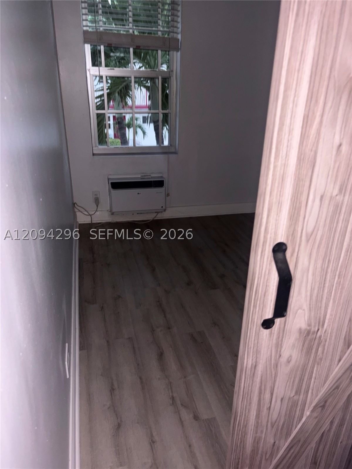Real estate property located at 637 12th St #6, Miami-dade, Delphine Condo, Miami Beach, FL