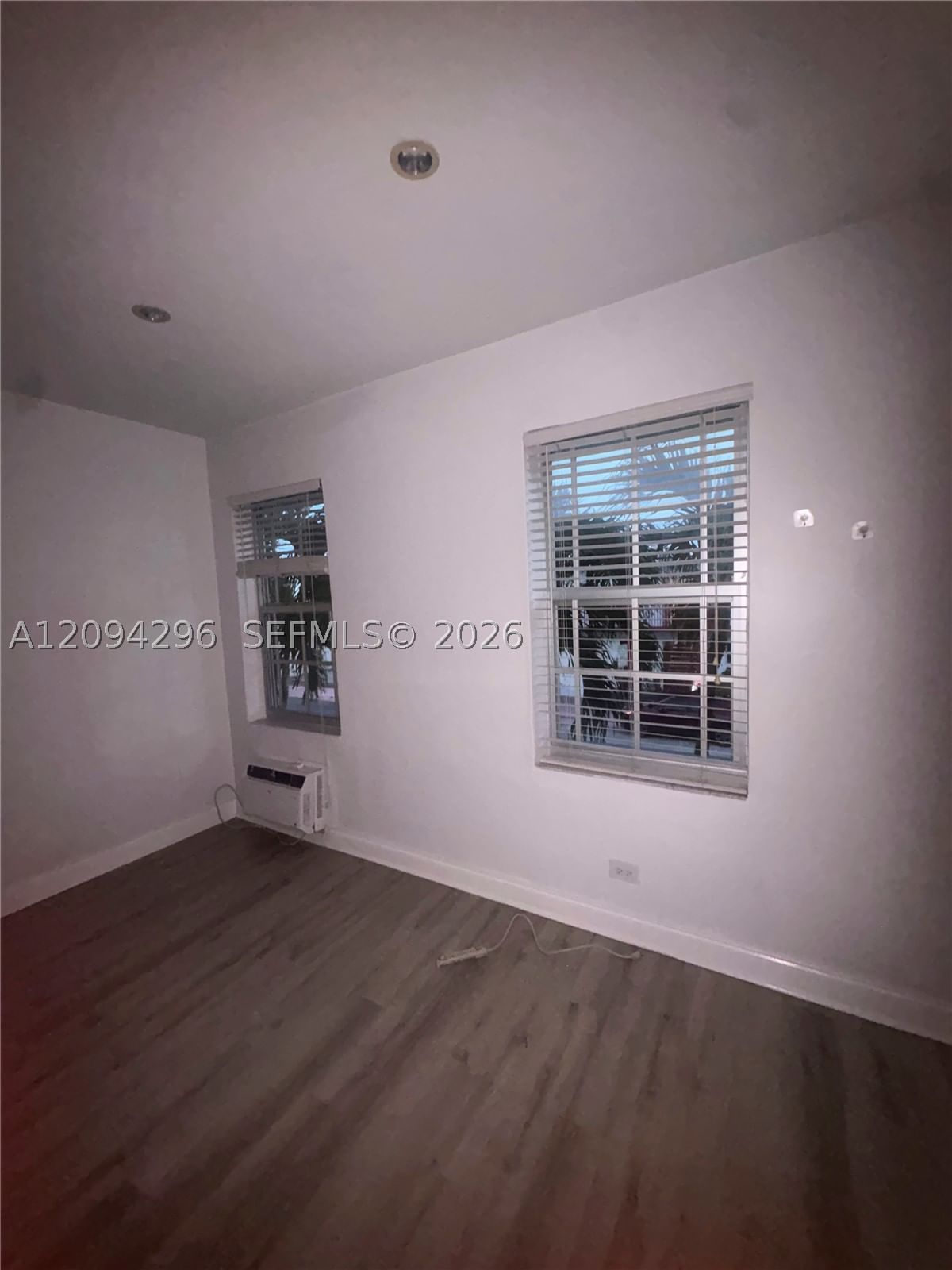 Real estate property located at 637 12th St #6, Miami-dade, Delphine Condo, Miami Beach, FL