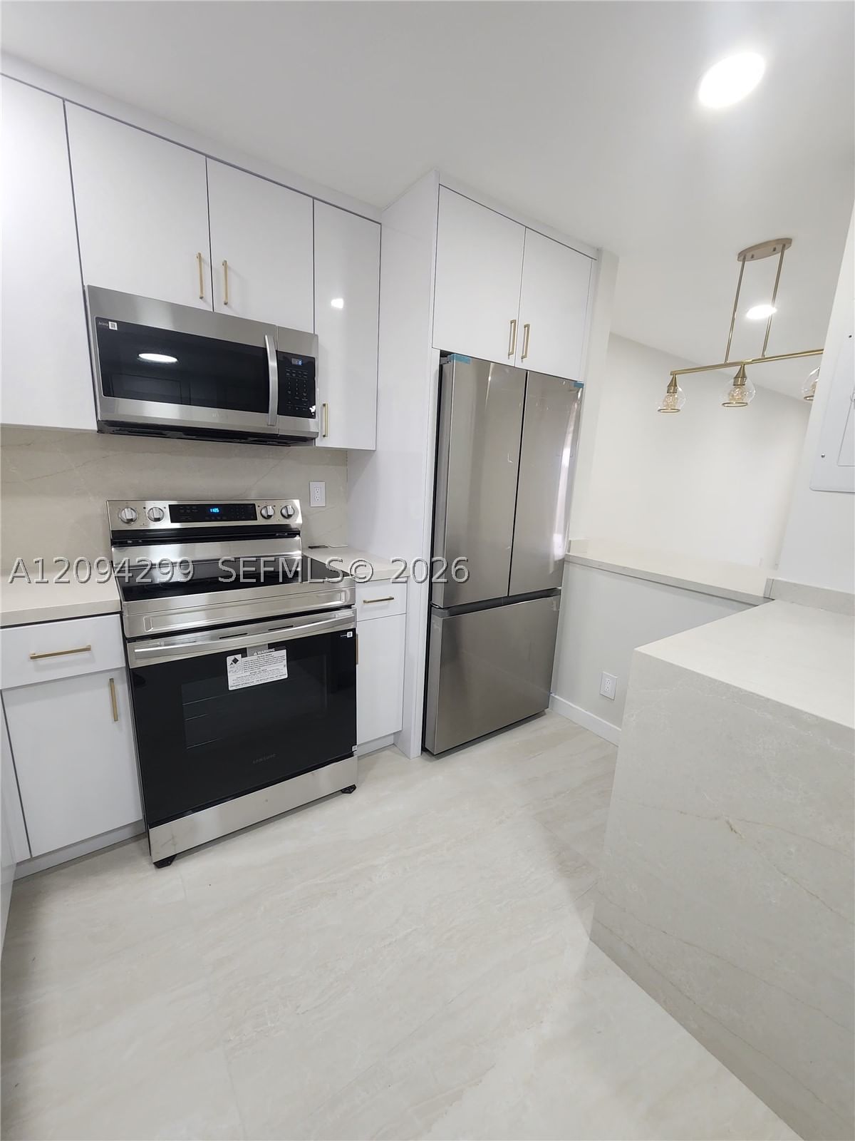Real estate property located at 2781 Pine Island Rd #302, Broward, Sunrise Lakes 85 Condo, Sunrise, FL