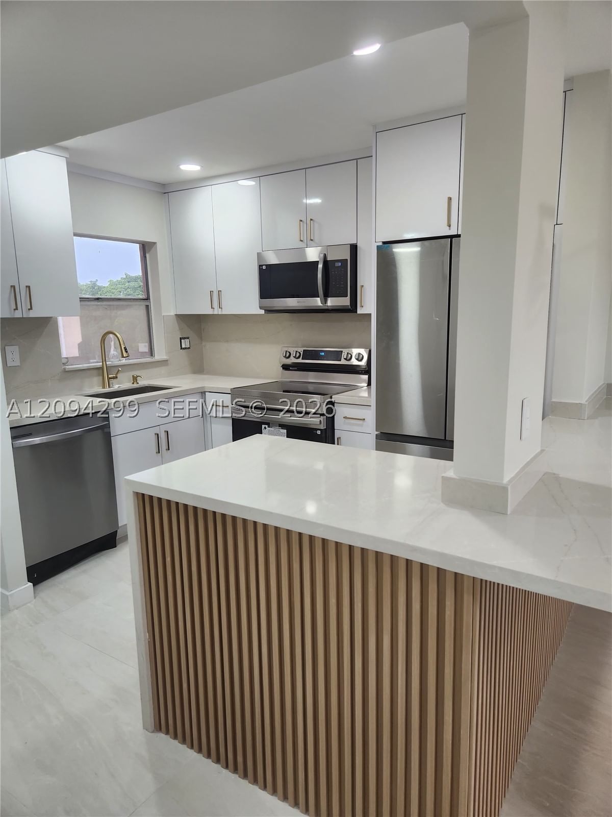 Real estate property located at 2781 Pine Island Rd #302, Broward, Sunrise Lakes 85 Condo, Sunrise, FL