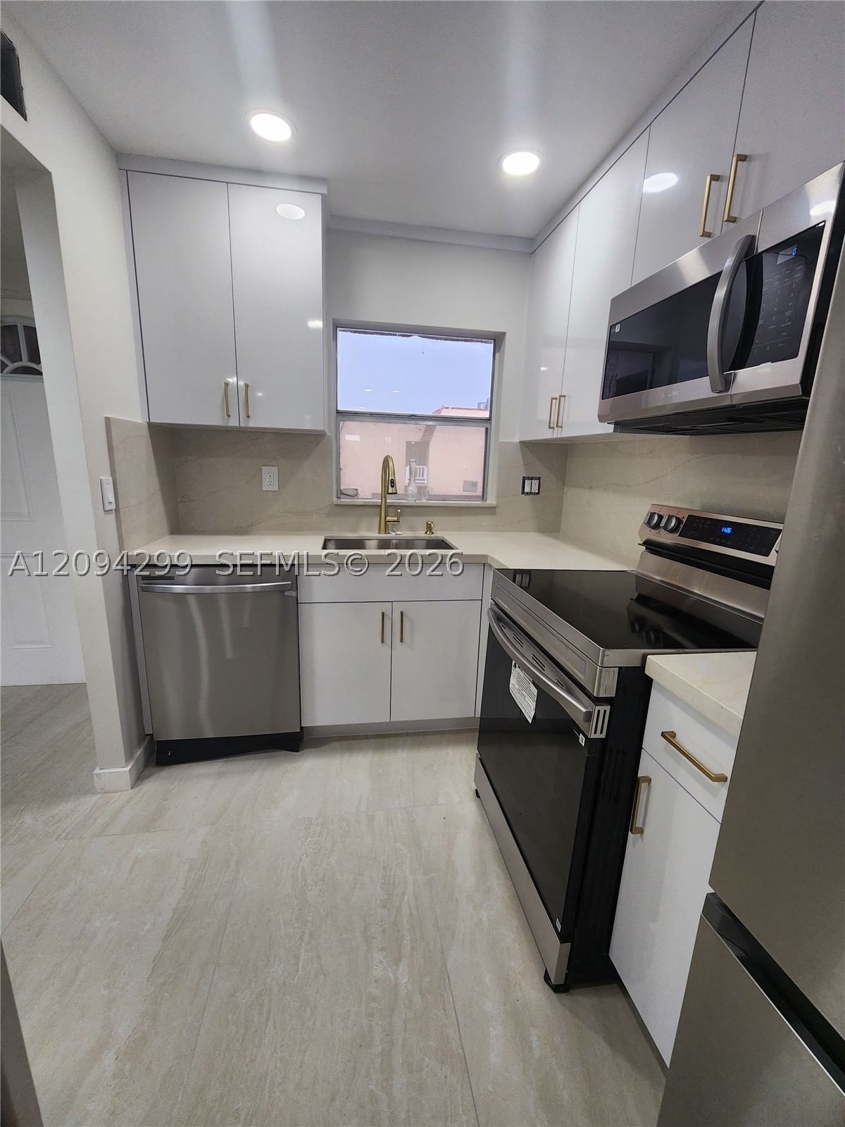 Real estate property located at 2781 Pine Island Rd #302, Broward, Sunrise Lakes 85 Condo, Sunrise, FL