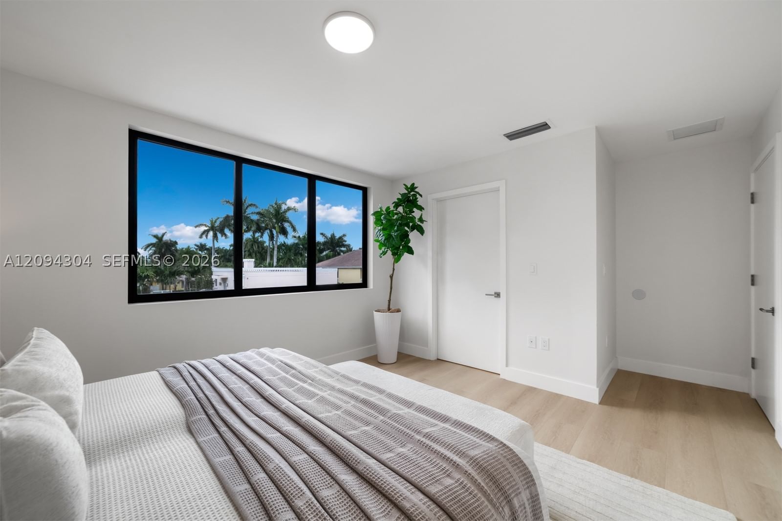 Real estate property located at 908 Tyler St, Broward, Hollywood Lakes Section, Hollywood, FL