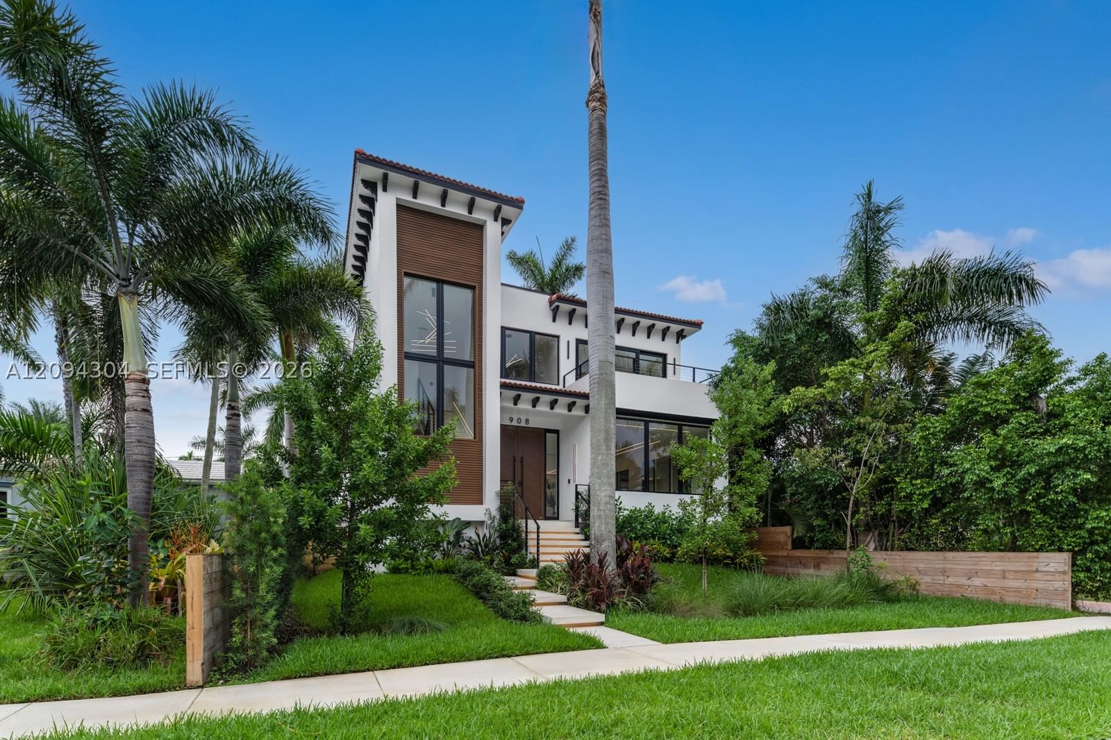 Real estate property located at 908 Tyler St, Broward, Hollywood Lakes Section, Hollywood, FL