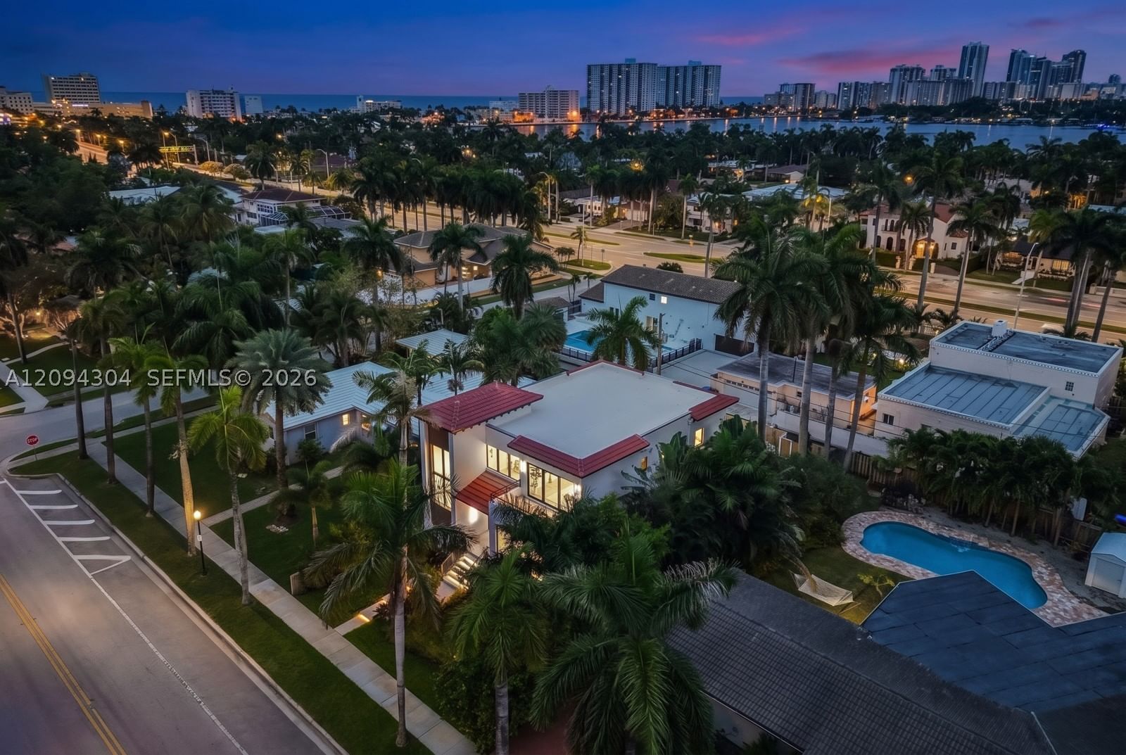 Real estate property located at 908 Tyler St, Broward, Hollywood Lakes Section, Hollywood, FL