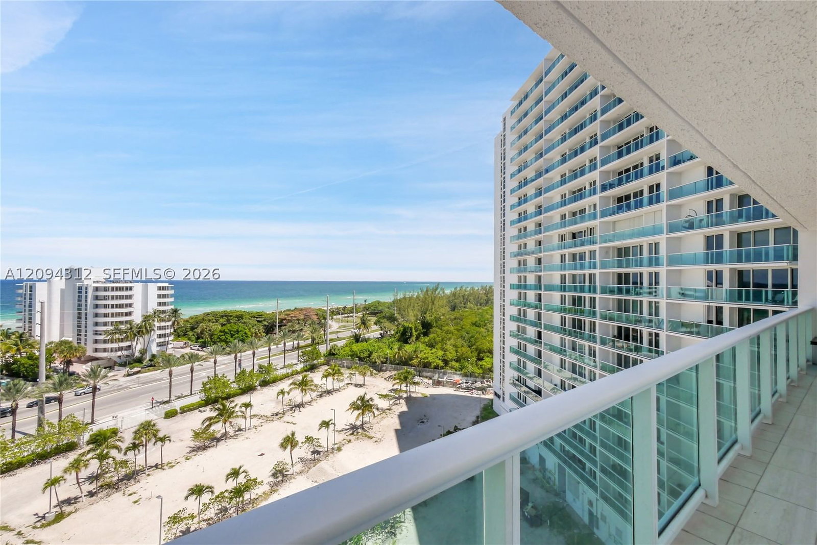 Real estate property located at 100 Bayview Dr #1008, Miami-dade, Arlen House East Condo, Sunny Isles Beach, FL