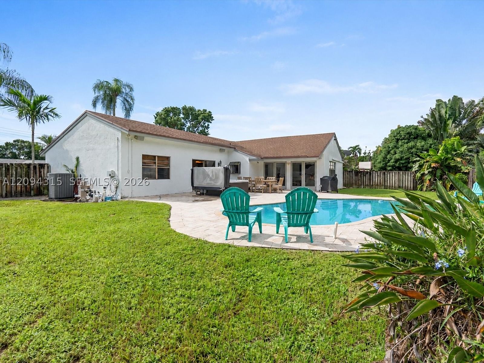 Real estate property located at 1061 Cedar Creek Way, Broward, Shenandoah Section Four, Davie, FL