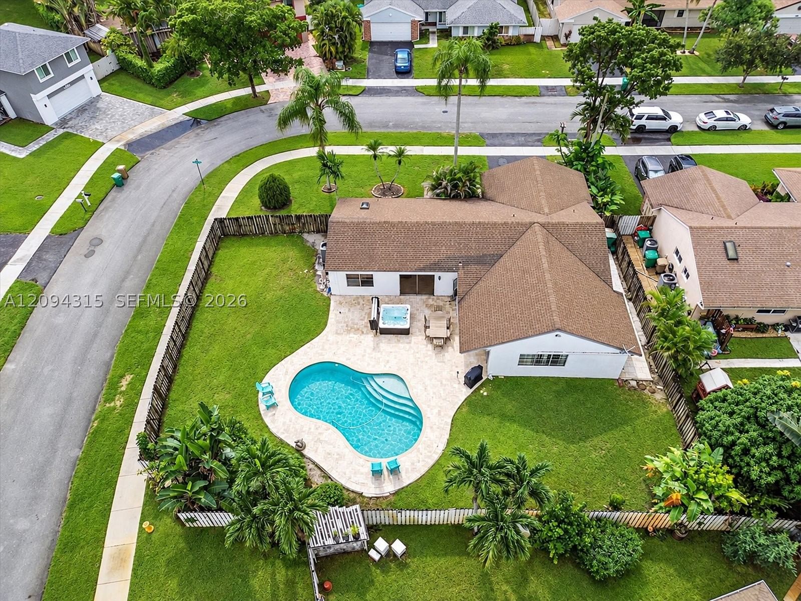 Real estate property located at 1061 Cedar Creek Way, Broward, Shenandoah Section Four, Davie, FL
