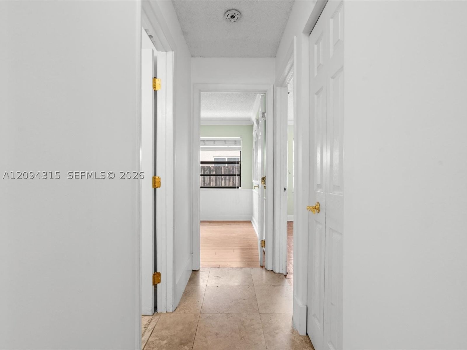 Real estate property located at 1061 Cedar Creek Way, Broward, Shenandoah Section Four, Davie, FL