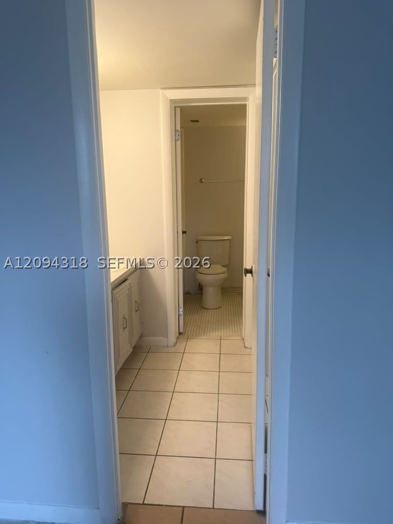 Real estate property located at 484 165th St Rd A-311, Miami-dade, Montecarlo Condo, Miami, FL