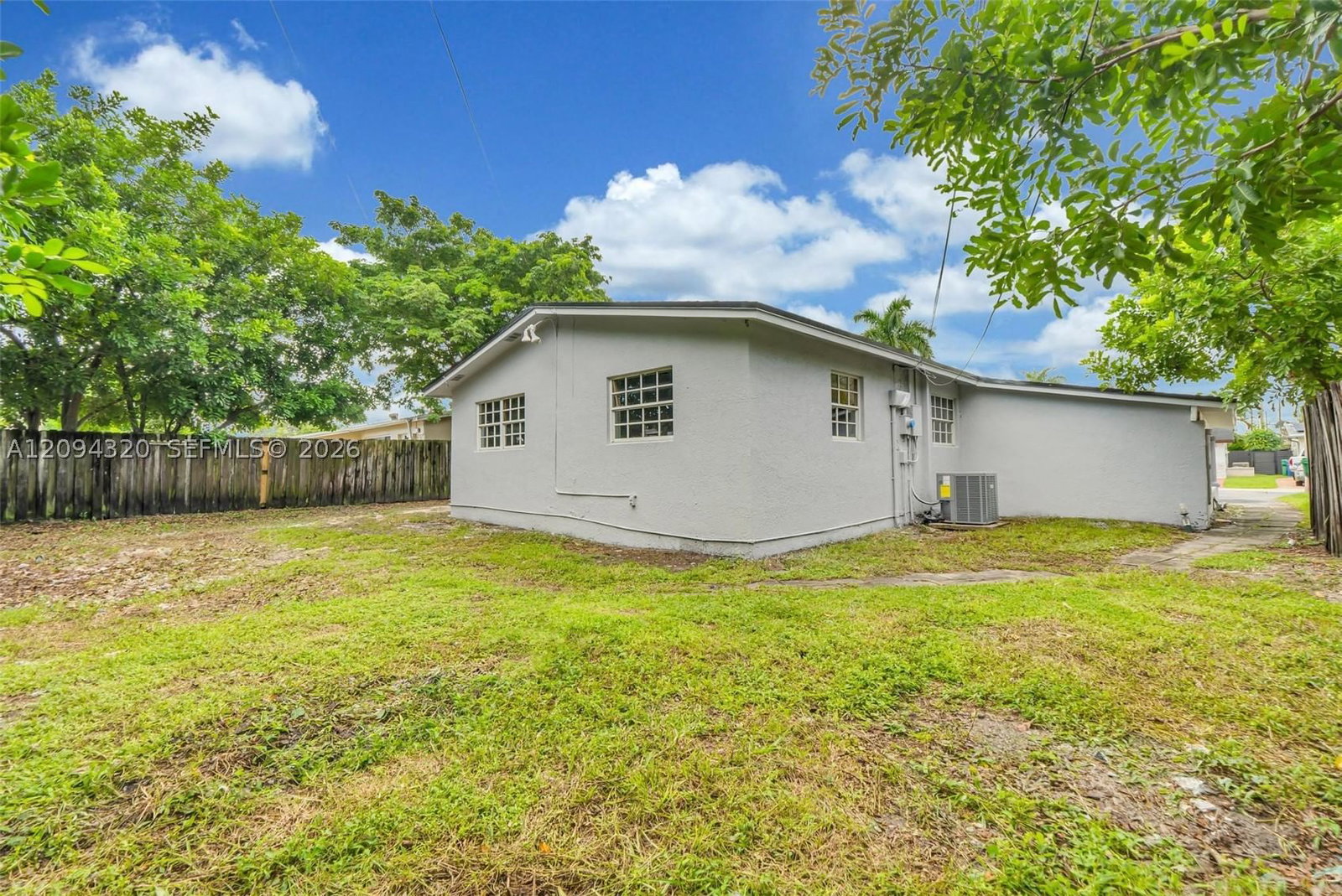 Real estate property located at 2637 Nassau Dr, Broward, Miramar Sec 12, Miramar, FL