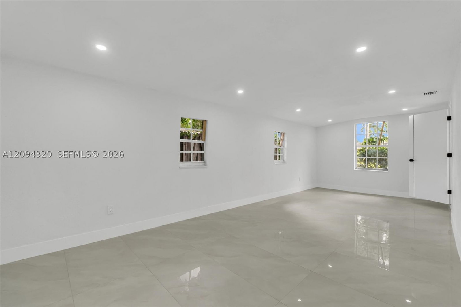 Real estate property located at 2637 Nassau Dr, Broward, Miramar Sec 12, Miramar, FL