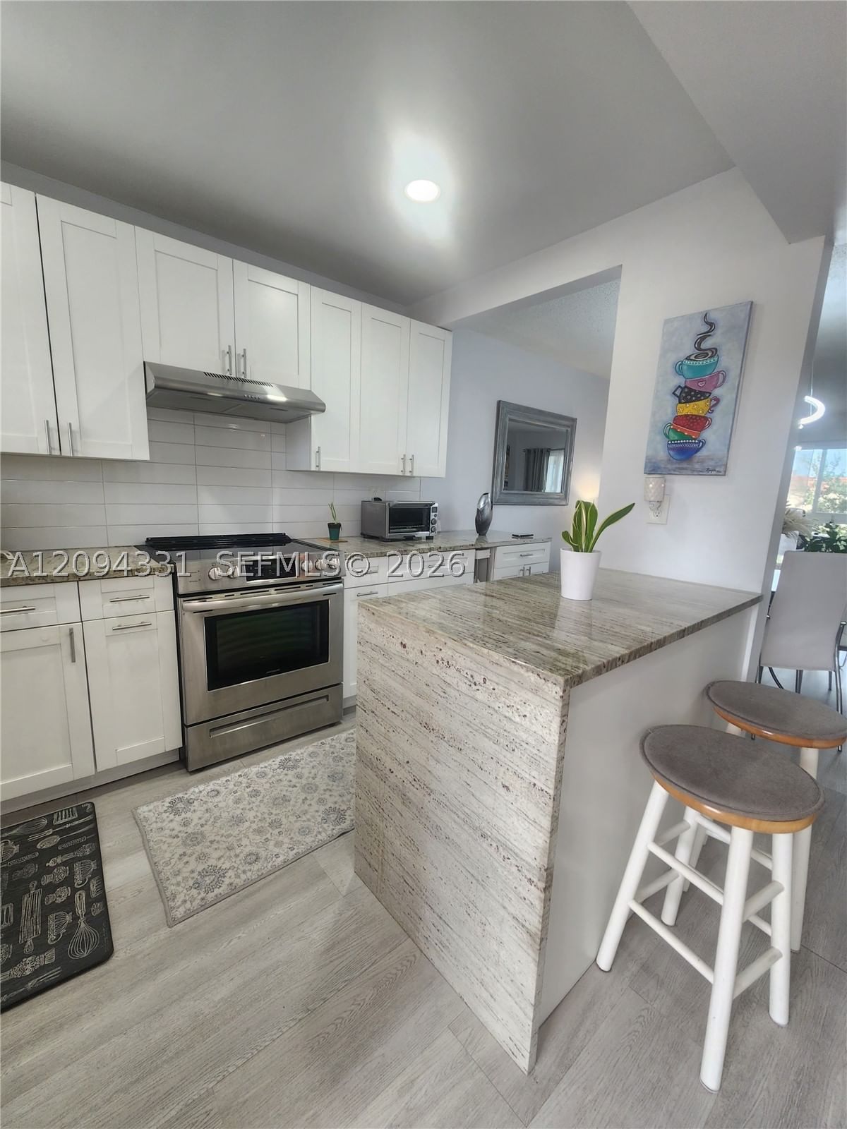 Real estate property located at 8891 Sunrise Lakes Blvd #302, Broward, Sunrise Lakes 74 Condo, Sunrise, FL