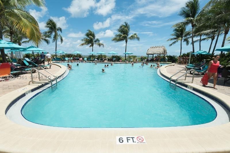 Real estate property located at 3901 Ocean Dr #10B, Broward, Tides On Hollywood Beach, Hollywood, FL