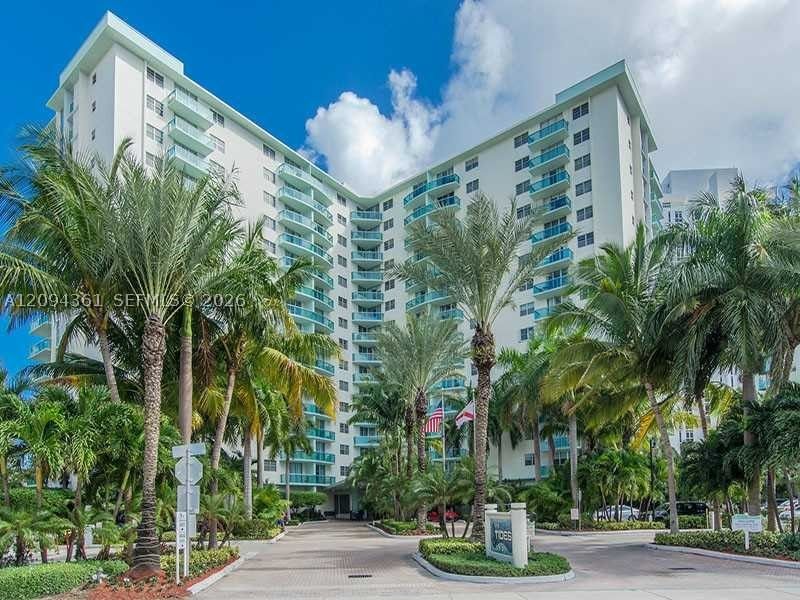 Real estate property located at 3901 Ocean Dr #10B, Broward, Tides On Hollywood Beach, Hollywood, FL