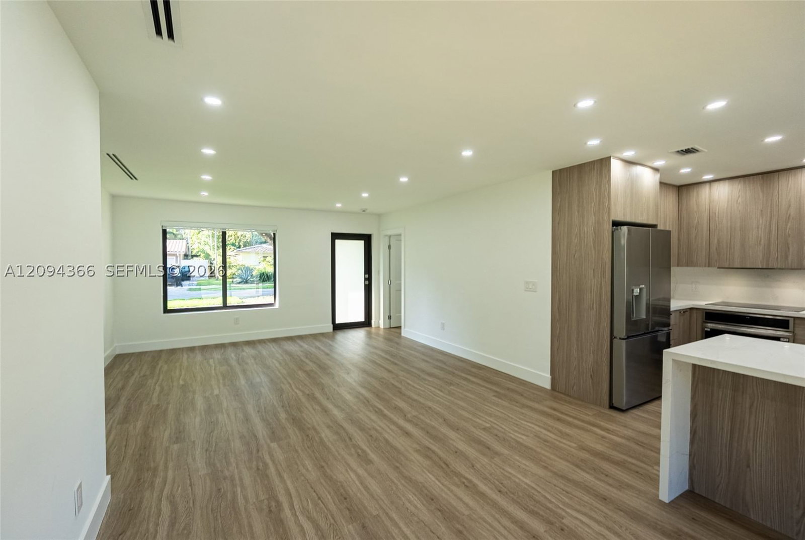 Real estate property located at 14515 Mahogany Ct, Miami-dade, Miami Lakes Sec 4, Miami Lakes, FL