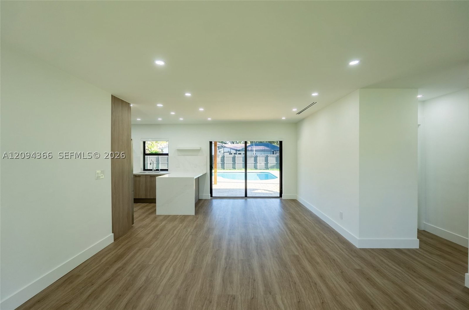 Real estate property located at 14515 Mahogany Ct, Miami-dade, Miami Lakes Sec 4, Miami Lakes, FL