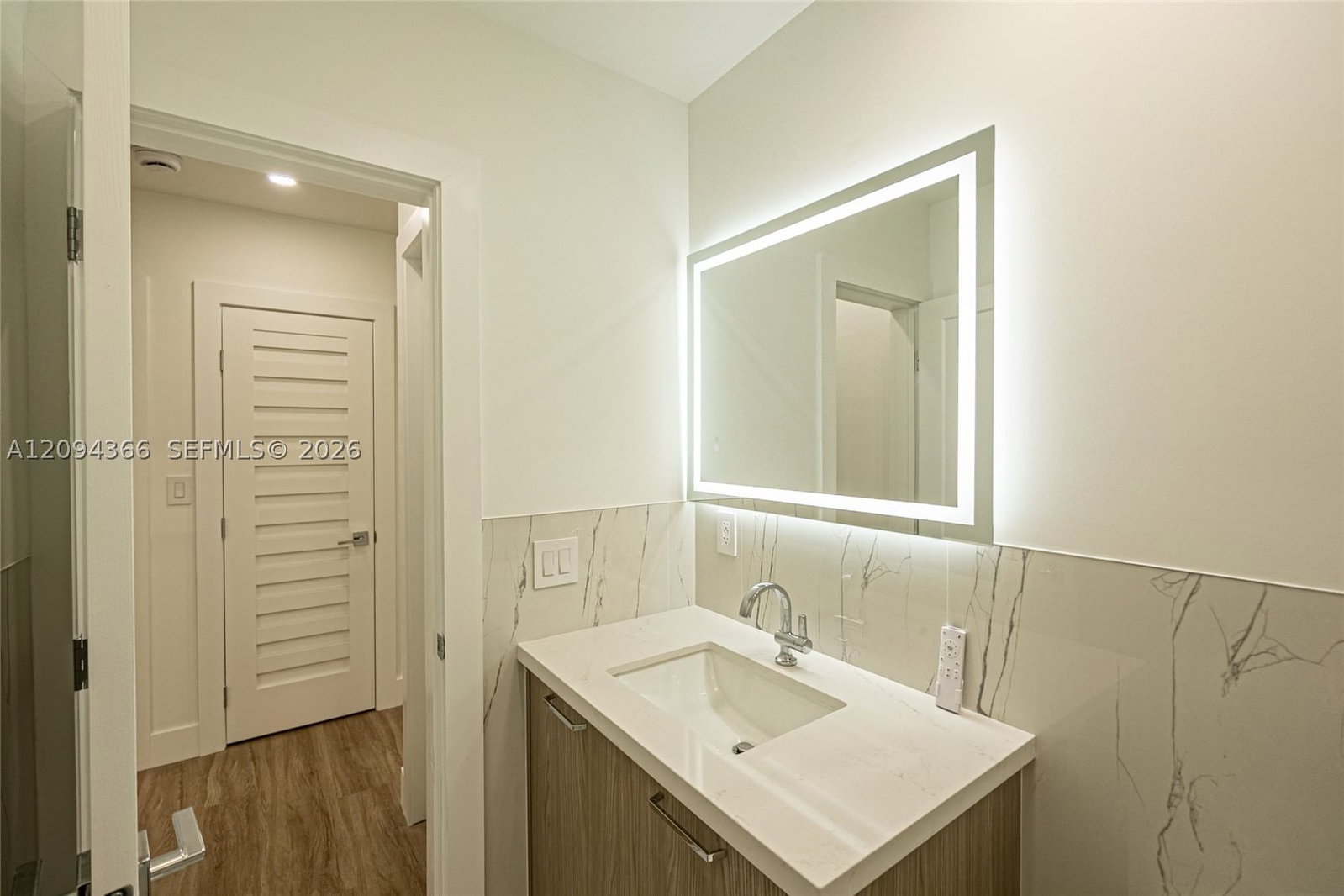 Real estate property located at 14515 Mahogany Ct, Miami-dade, Miami Lakes Sec 4, Miami Lakes, FL