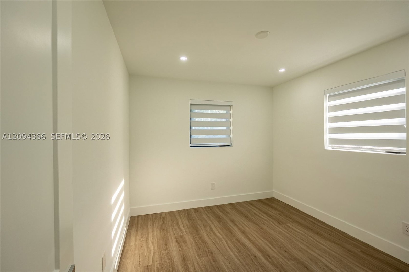 Real estate property located at 14515 Mahogany Ct, Miami-dade, Miami Lakes Sec 4, Miami Lakes, FL