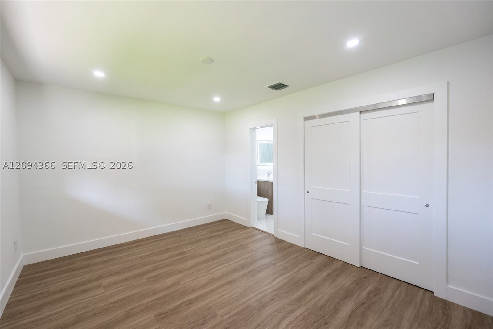 Real estate property located at 14515 Mahogany Ct, Miami-dade, Miami Lakes Sec 4, Miami Lakes, FL