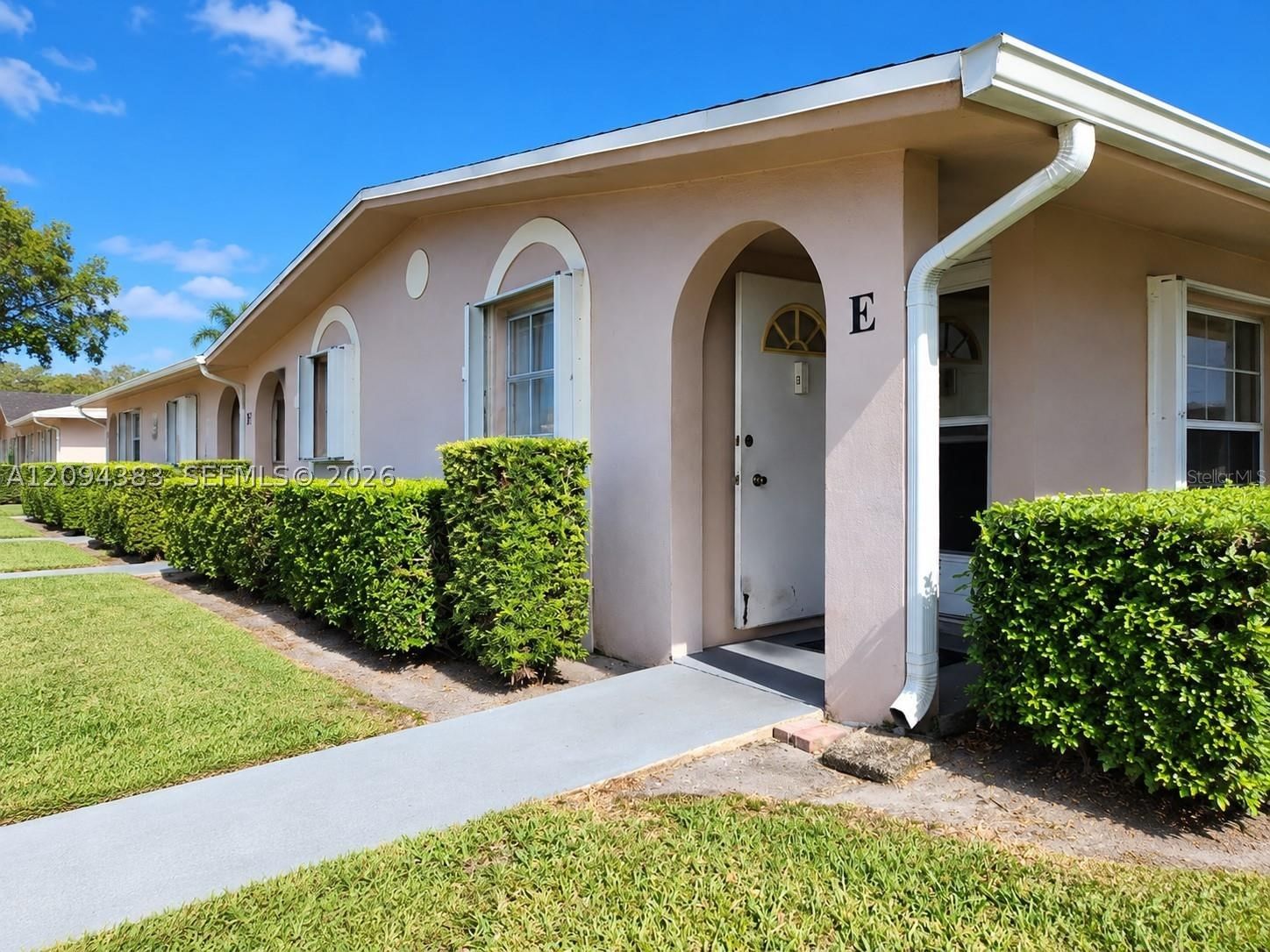 Real estate property located at 2784 Dudley Dr E, Palm Beach, Cresthaven Villas Condo 2, West Palm Beach, FL