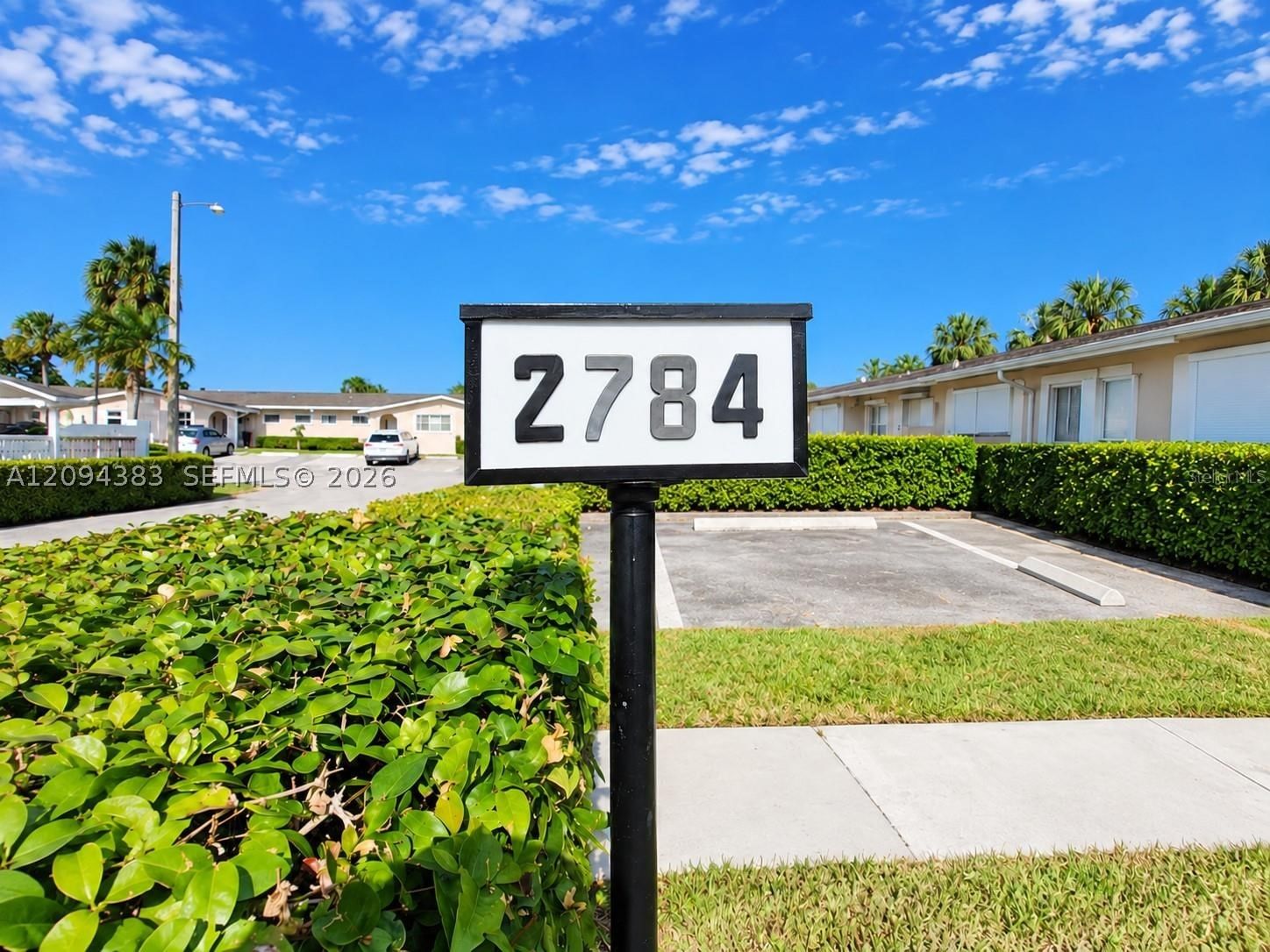 Real estate property located at 2784 Dudley Dr E, Palm Beach, Cresthaven Villas Condo 2, West Palm Beach, FL