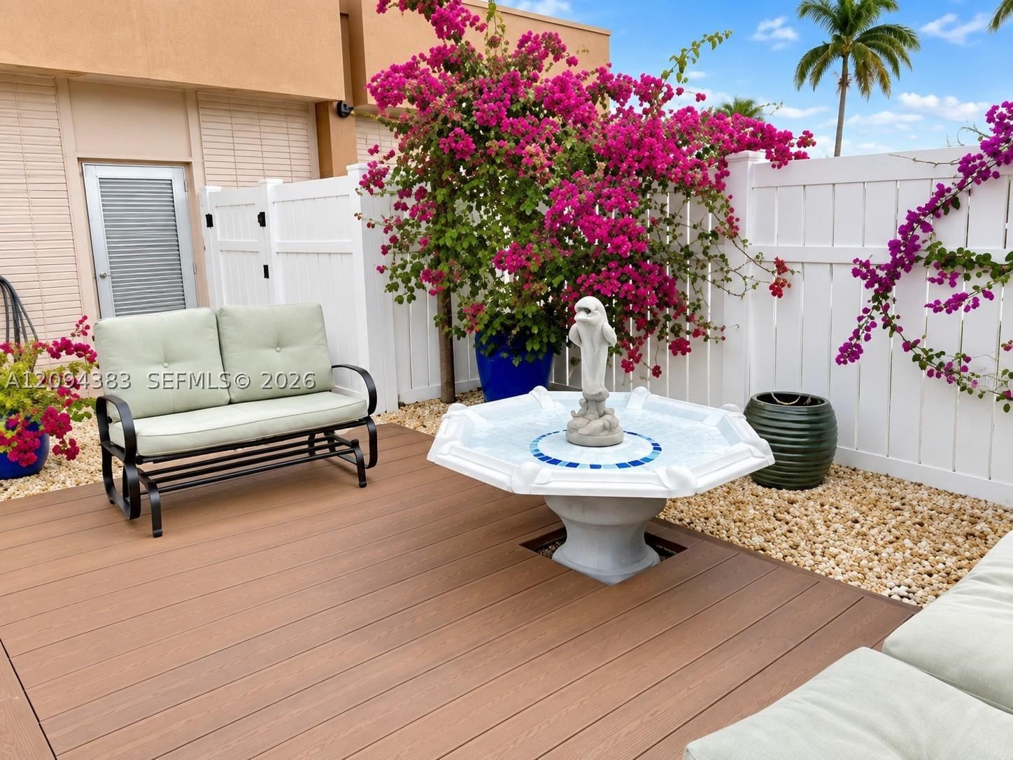 Real estate property located at 2784 Dudley Dr E, Palm Beach, Cresthaven Villas Condo 2, West Palm Beach, FL