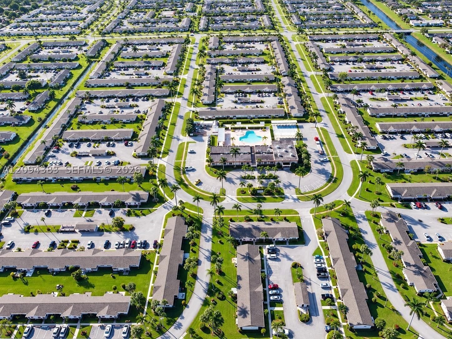 Real estate property located at 2784 Dudley Dr E, Palm Beach, Cresthaven Villas Condo 2, West Palm Beach, FL