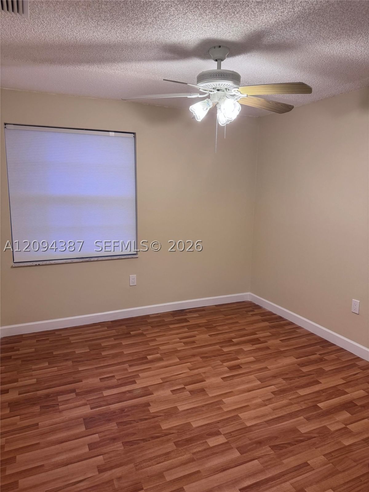 Real estate property located at 83 Gables Blvd, Broward, Bonaventure 82-43 B, Weston, FL