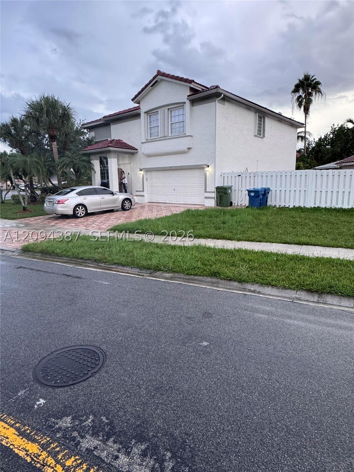 Real estate property located at 83 Gables Blvd, Broward, Bonaventure 82-43 B, Weston, FL