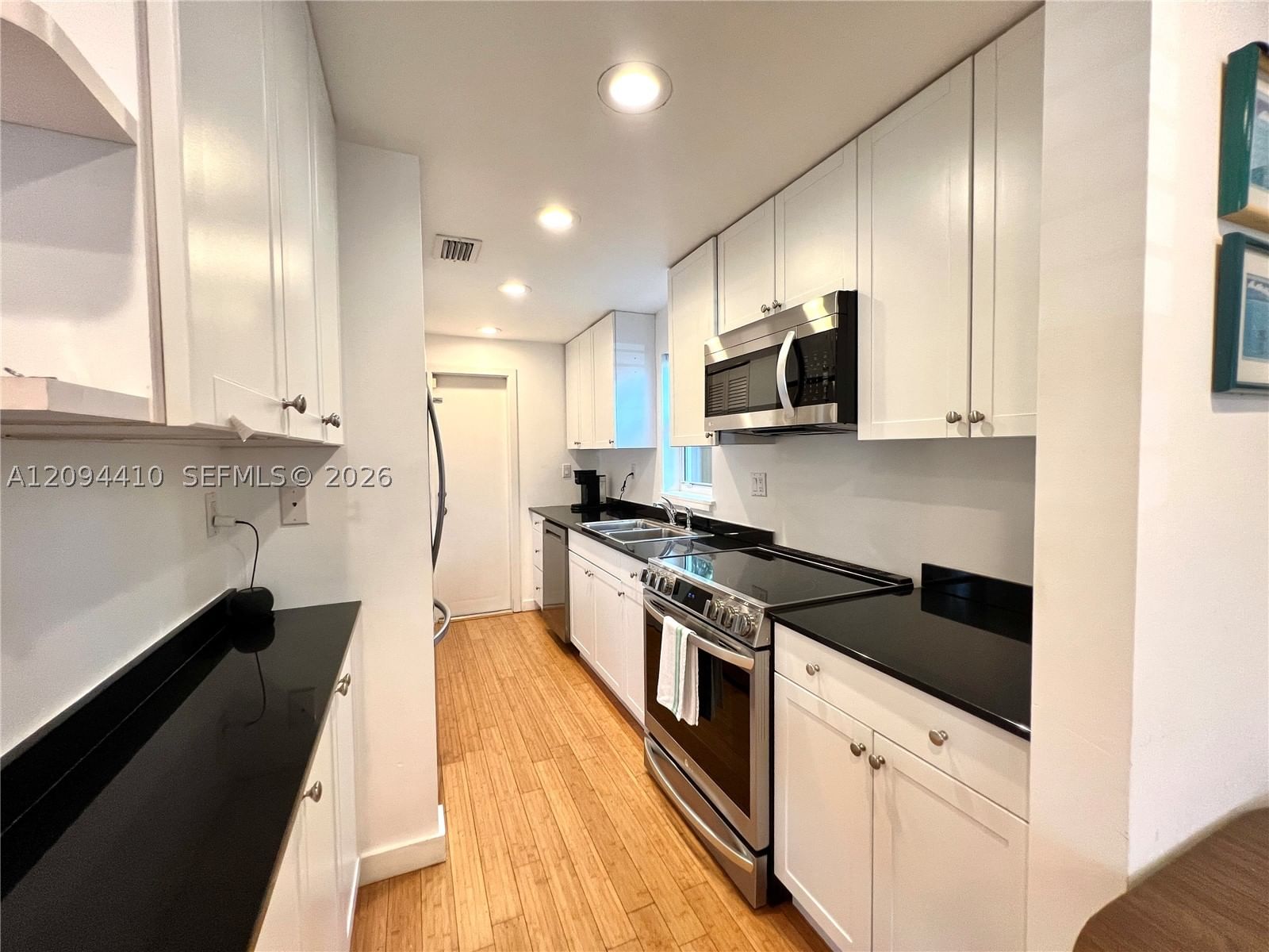 Real estate property located at 3158 Carter St, Miami-dade, Carters Addn To Coconut G, Miami, FL