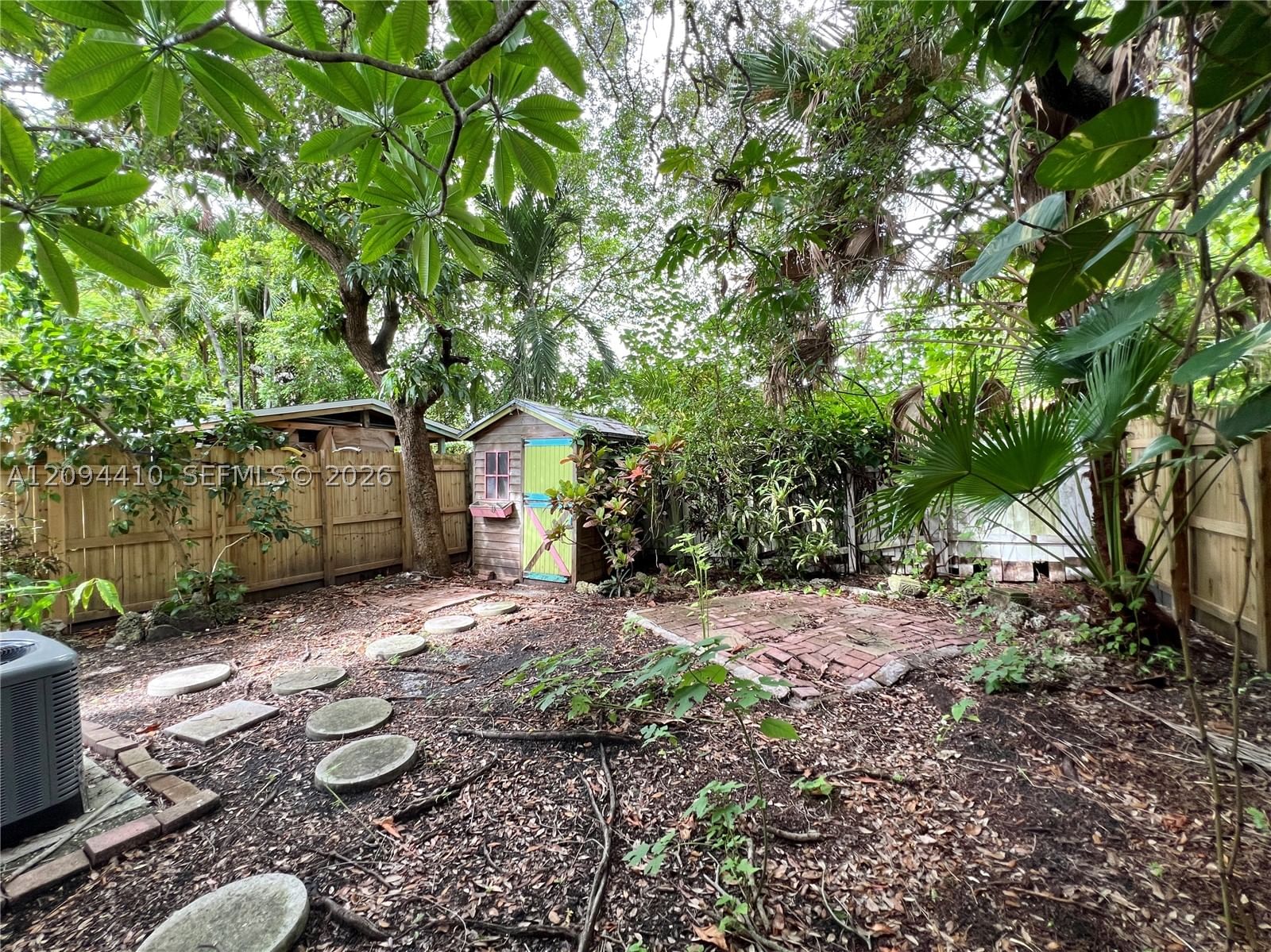 Real estate property located at 3158 Carter St, Miami-dade, Carters Addn To Coconut G, Miami, FL