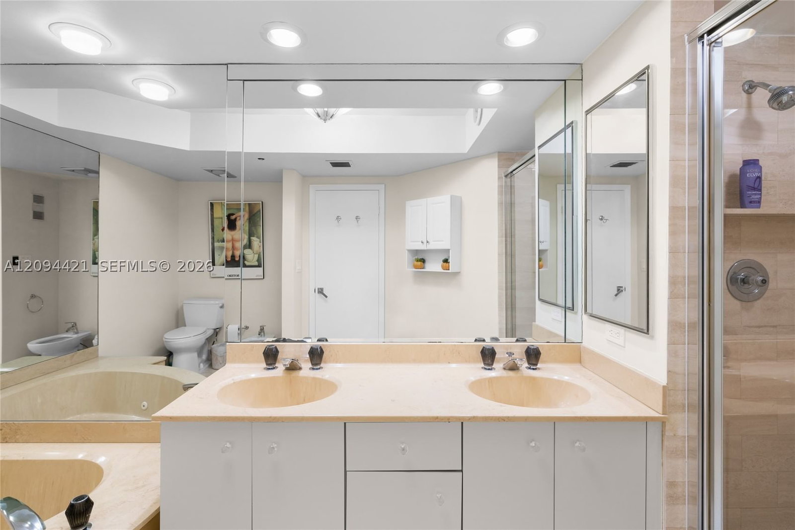 Real estate property located at 20281 Country Club Dr #403, Miami-dade, Hamptons West Condo, Aventura, FL