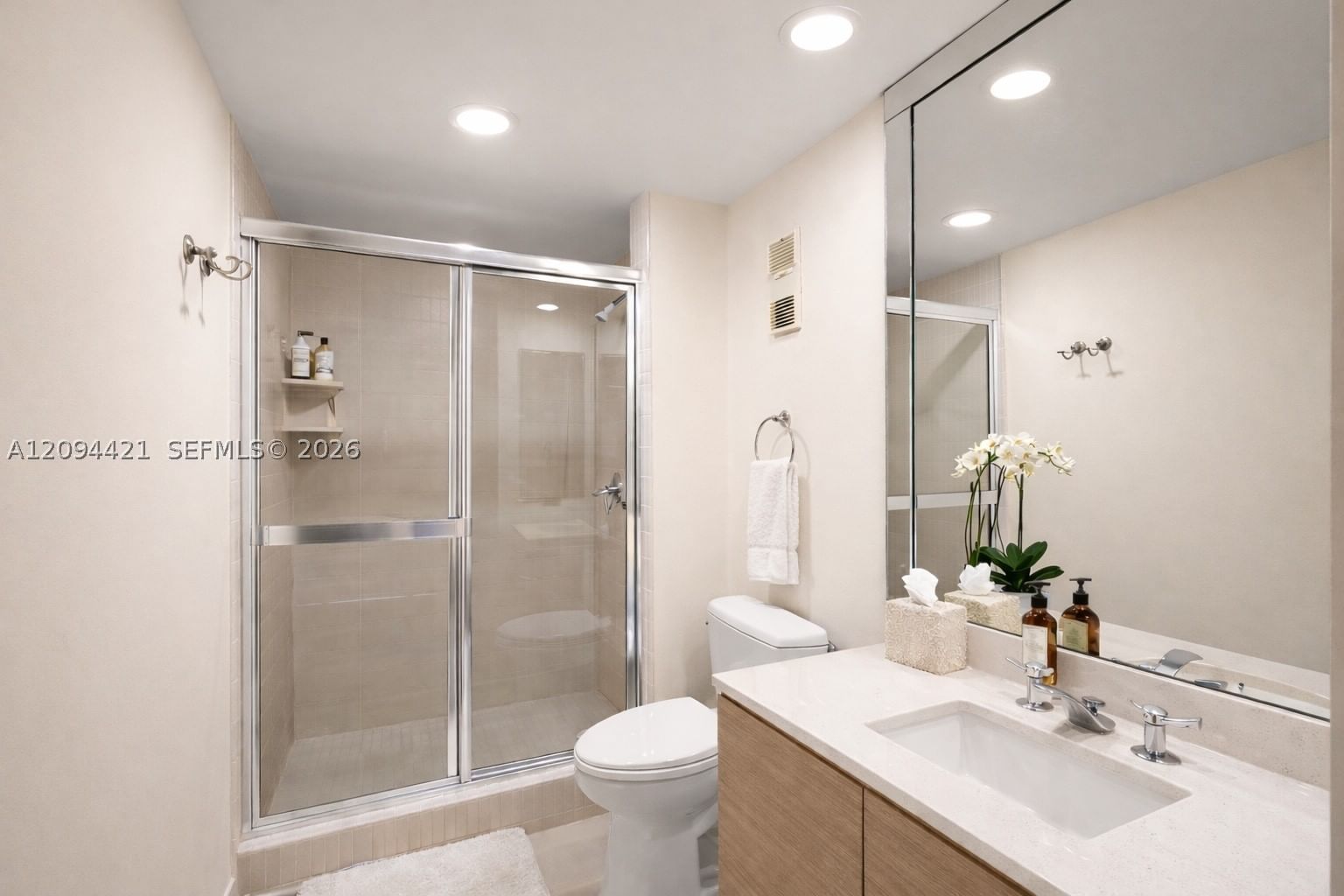 Real estate property located at 20281 Country Club Dr #403, Miami-dade, Hamptons West Condo, Aventura, FL
