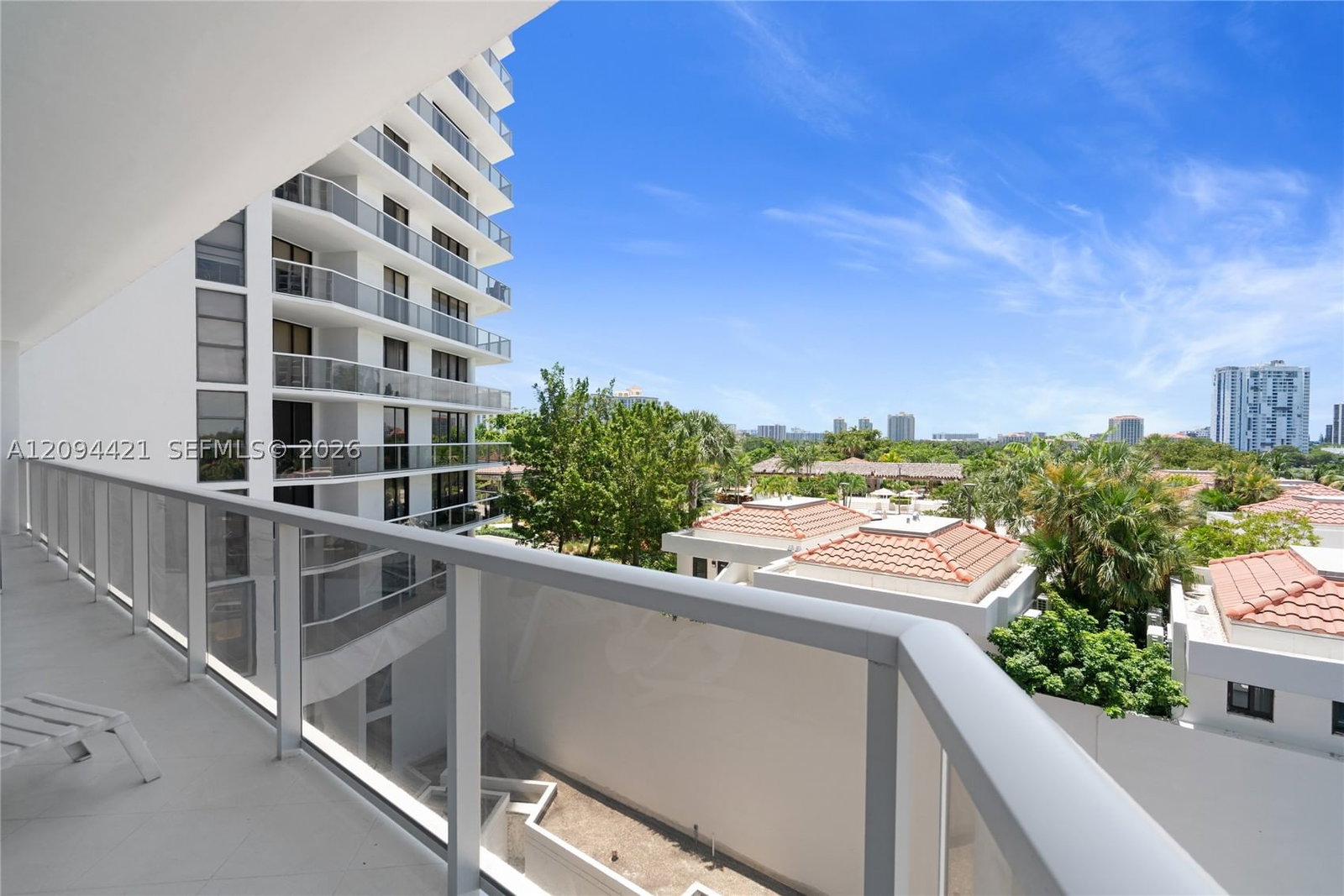 Real estate property located at 20281 Country Club Dr #403, Miami-dade, Hamptons West Condo, Aventura, FL