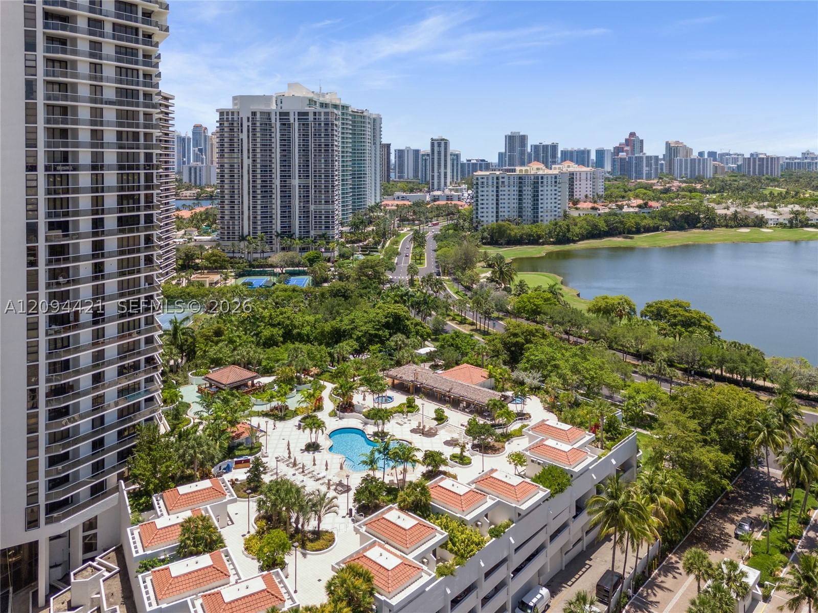 Real estate property located at 20281 Country Club Dr #403, Miami-dade, Hamptons West Condo, Aventura, FL