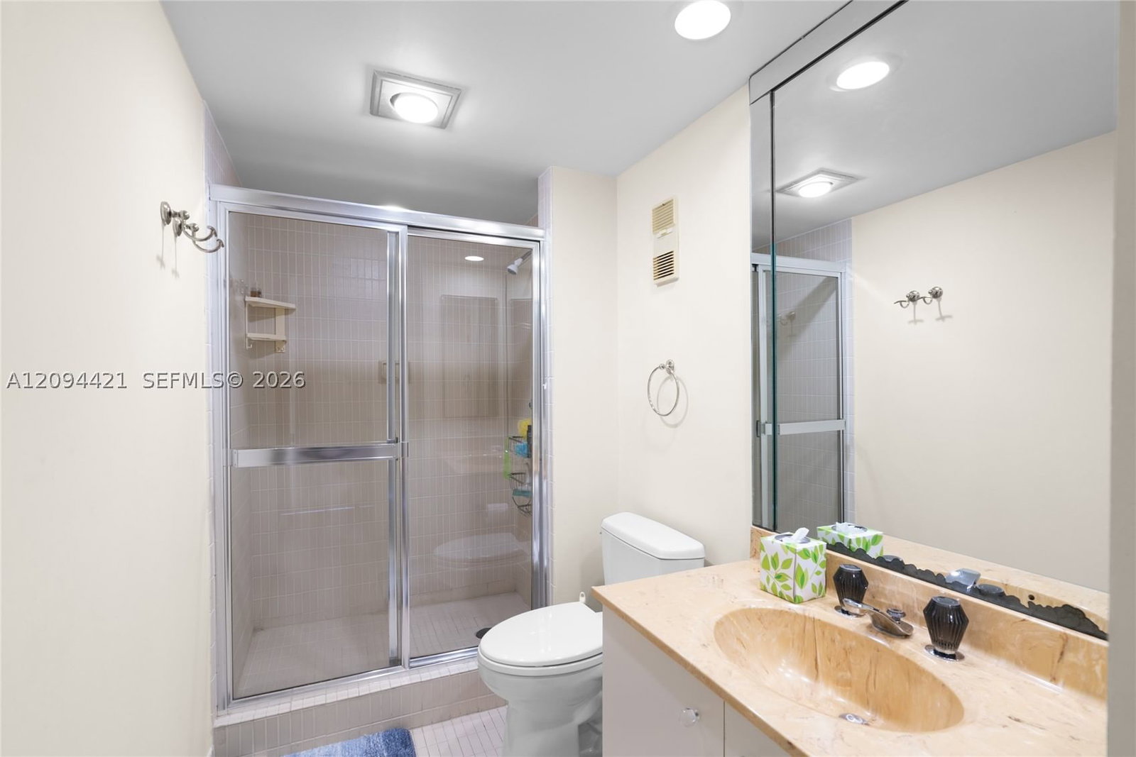 Real estate property located at 20281 Country Club Dr #403, Miami-dade, Hamptons West Condo, Aventura, FL