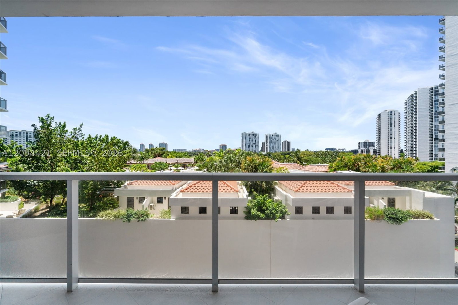 Real estate property located at 20281 Country Club Dr #403, Miami-dade, Hamptons West Condo, Aventura, FL