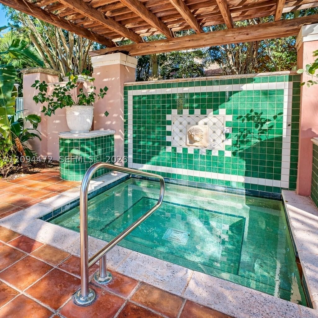 Real estate property located at 12124 Saint Andrews Pl #305, Broward, St Andrews Condo, Miramar, FL
