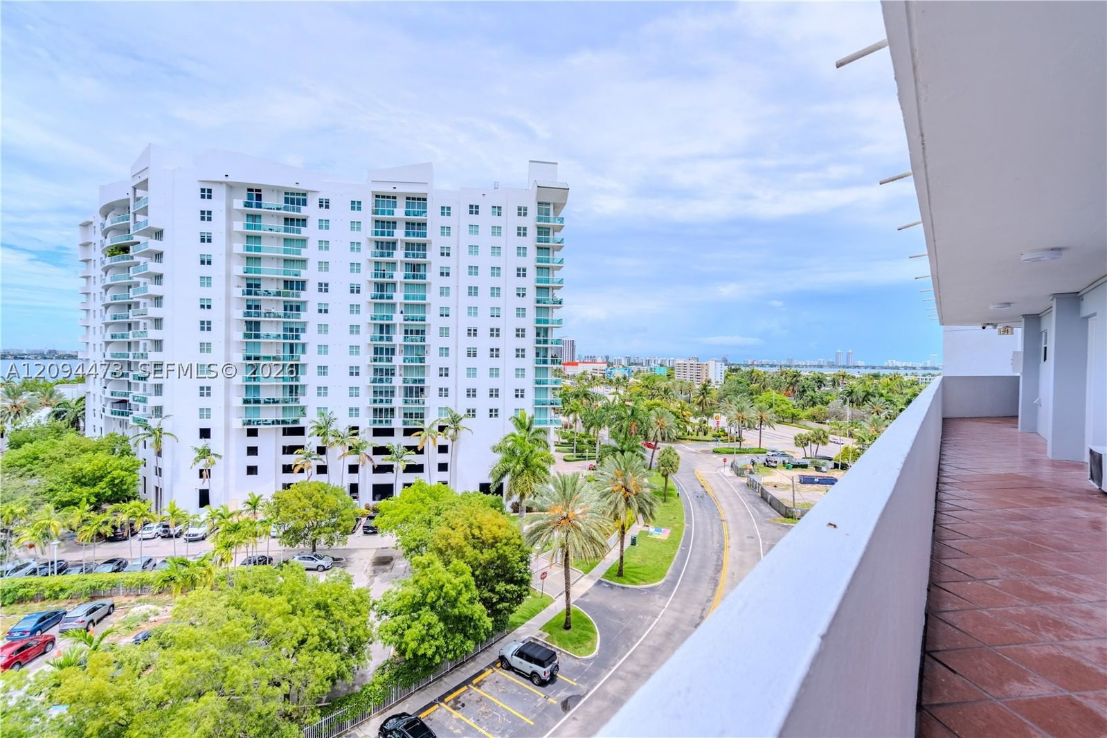 Real estate property located at 7904 West Dr #810, Miami-dade, Bayshore Yacht & Tennis, North Bay Village, FL