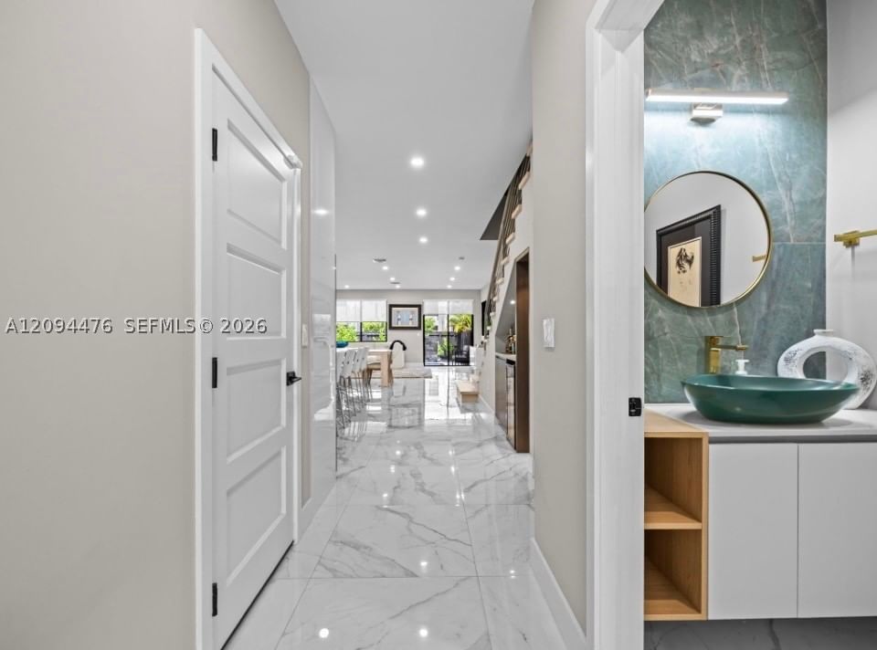 Real estate property located at 307 10th St, Broward, Croissant Park River Sec, Fort Lauderdale, FL