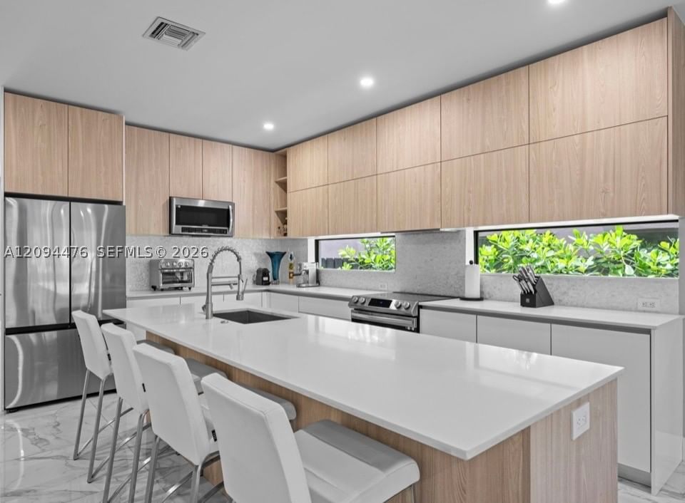 Real estate property located at 307 10th St, Broward, Croissant Park River Sec, Fort Lauderdale, FL